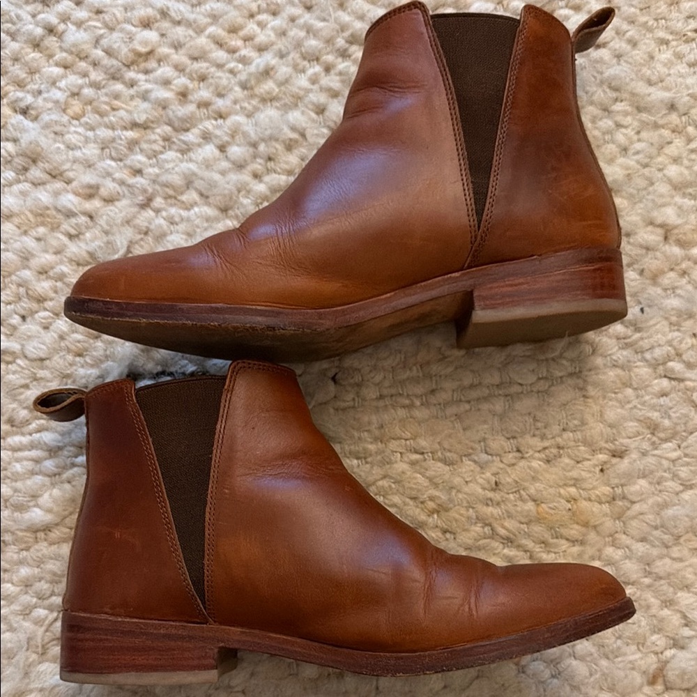 Nisolo Brown Chelsea Ankle Boots 6.5
